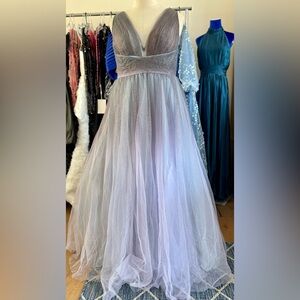 Mac Duggal 20221 | Blue Sleeveless Ombre Tulle Ball Gown | Women’s 14
